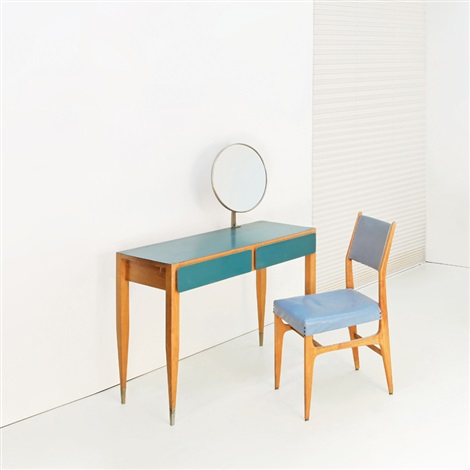 Dressing table best sale with chair price